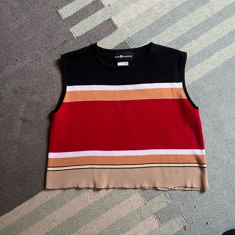 Sag Harbor Vintage Women’s Square Neck Cropped Tank Sweater Medium Black Red Tan